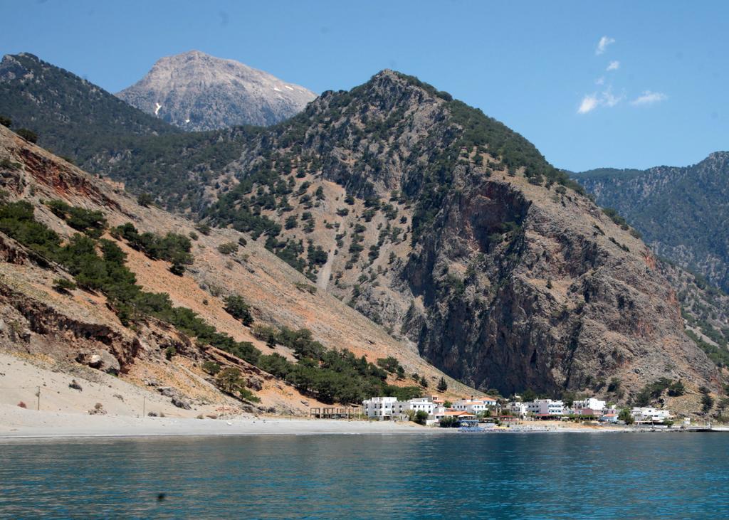 Paralia Guest House Agia Roumeli Buitenkant foto