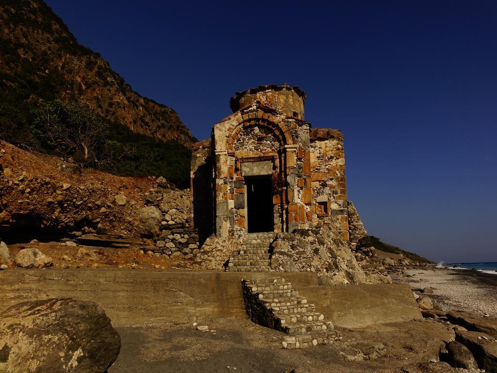 Paralia Guest House Agia Roumeli Buitenkant foto