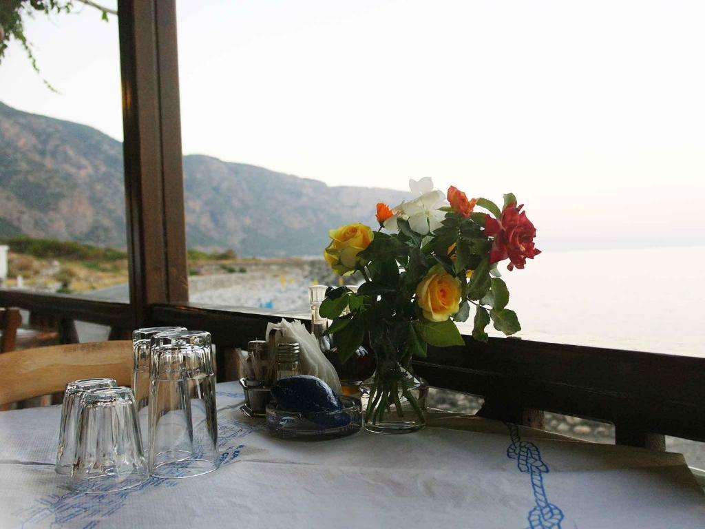 Paralia Guest House Agia Roumeli Buitenkant foto