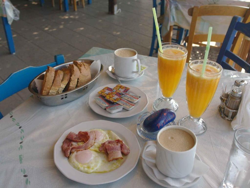 Paralia Guest House Agia Roumeli Buitenkant foto