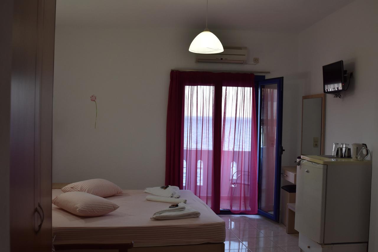 Paralia Guest House Agia Roumeli Buitenkant foto